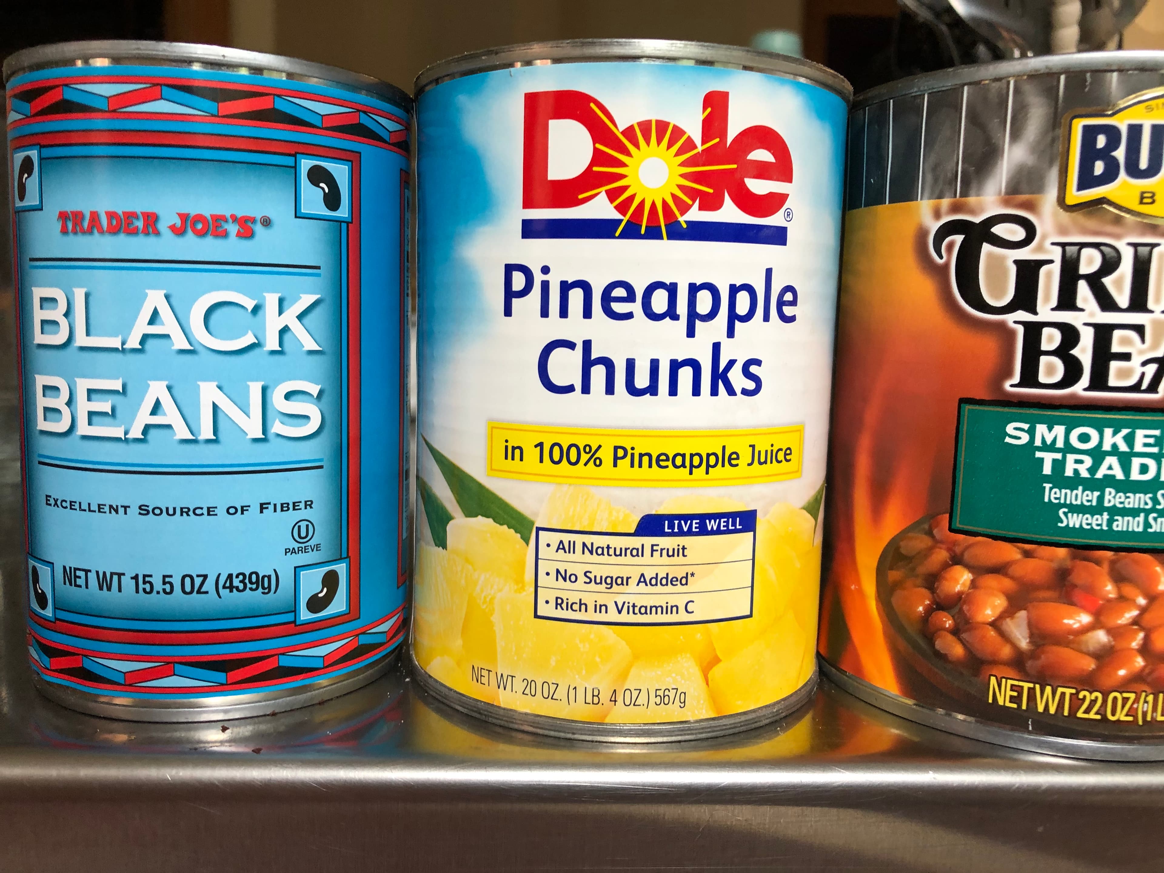 To Flee, or Not To Flee?