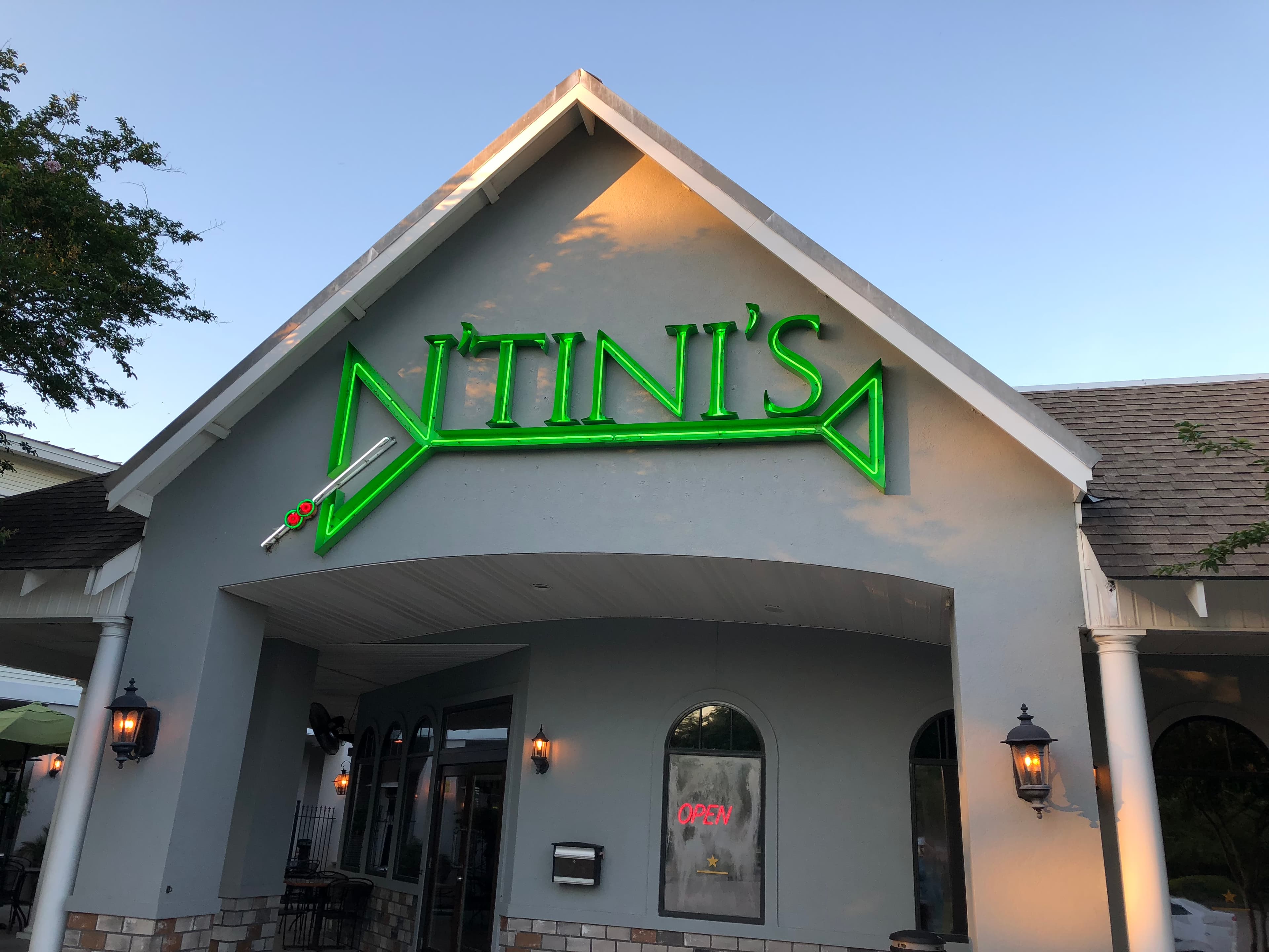 Chalmette Transplants Will Lose Their Communal Table On The North Shore